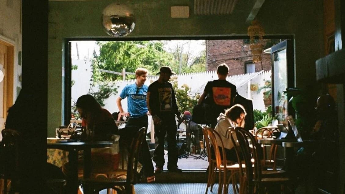 Cafe Erzulie